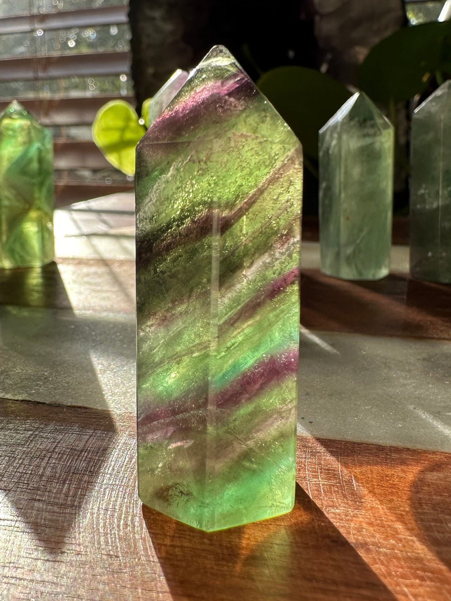 High quality fluorite mini tower/ rainbow fluorite / gemmy/ flashy / transparent