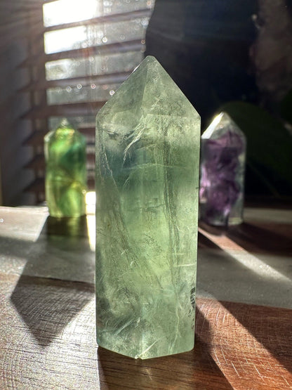 High quality fluorite mini tower/ rainbow fluorite / gemmy/ flashy / transparent