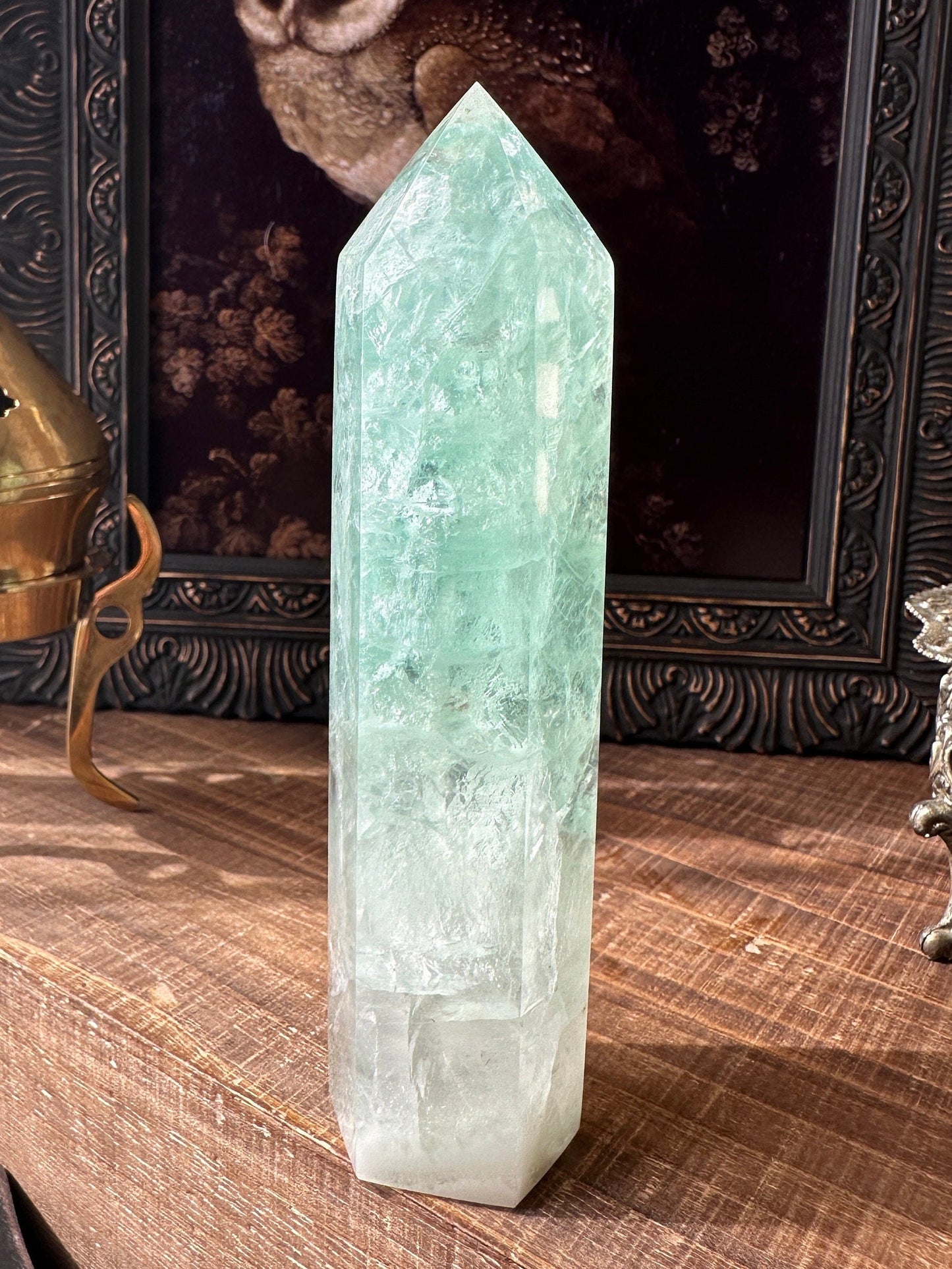 High quality green fluorite tower/ rainbow fluorite / gemmy/ flashy / transparent