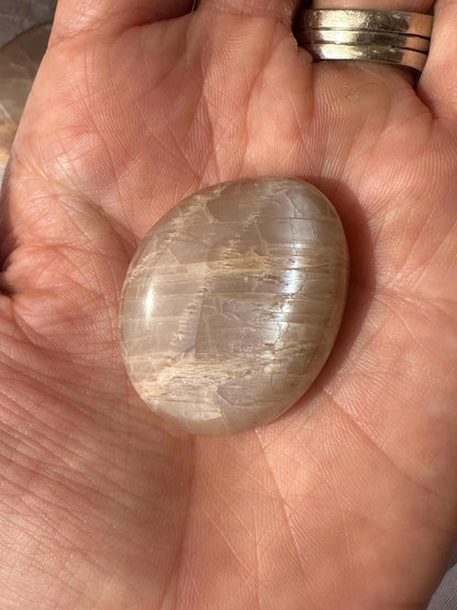 Peach Moonsrone Palm Stones Flashy