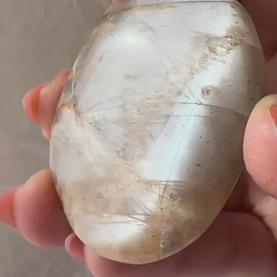 Peach Moonsrone Palm Stones Flashy